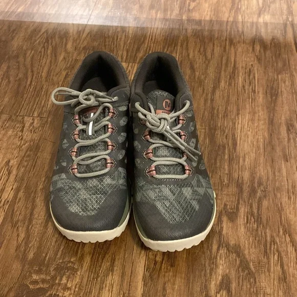 Merrell Women's Gray Trail Running Shoes - Picture 4 of 4